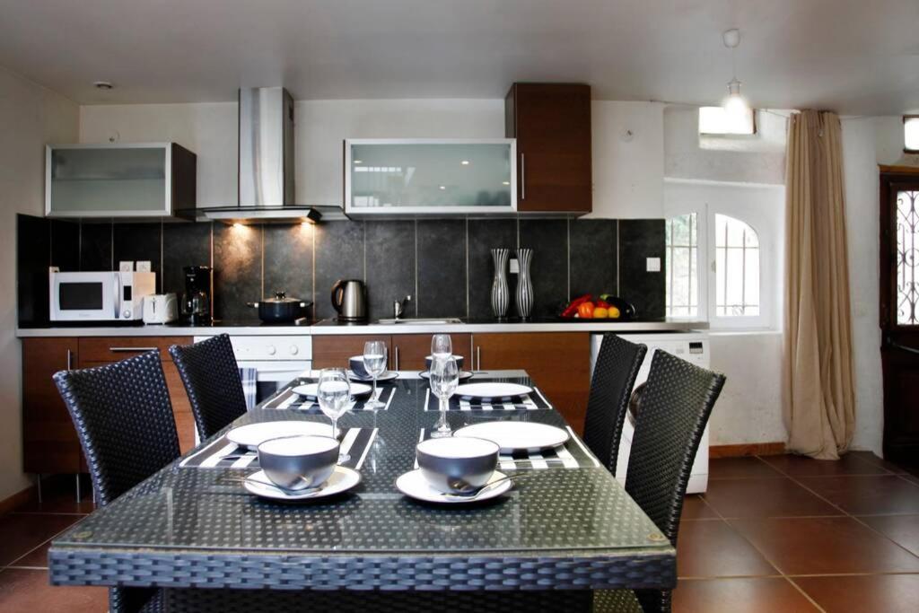Maison De Charme Renovee Βίλα Cucuron Εξωτερικό φωτογραφία