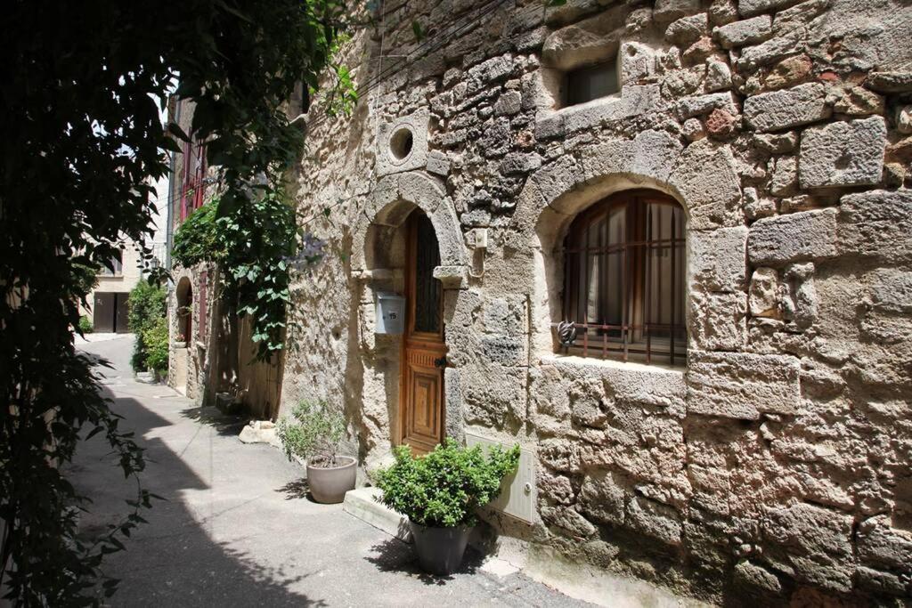 Maison De Charme Renovee Βίλα Cucuron Εξωτερικό φωτογραφία