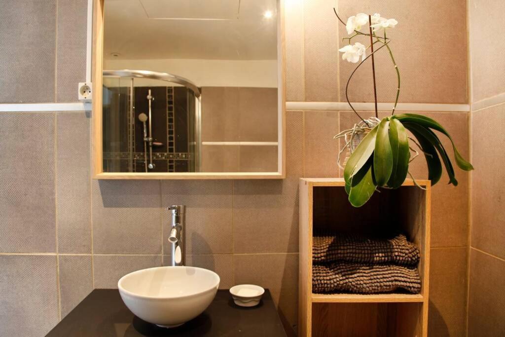 Maison De Charme Renovee Βίλα Cucuron Εξωτερικό φωτογραφία